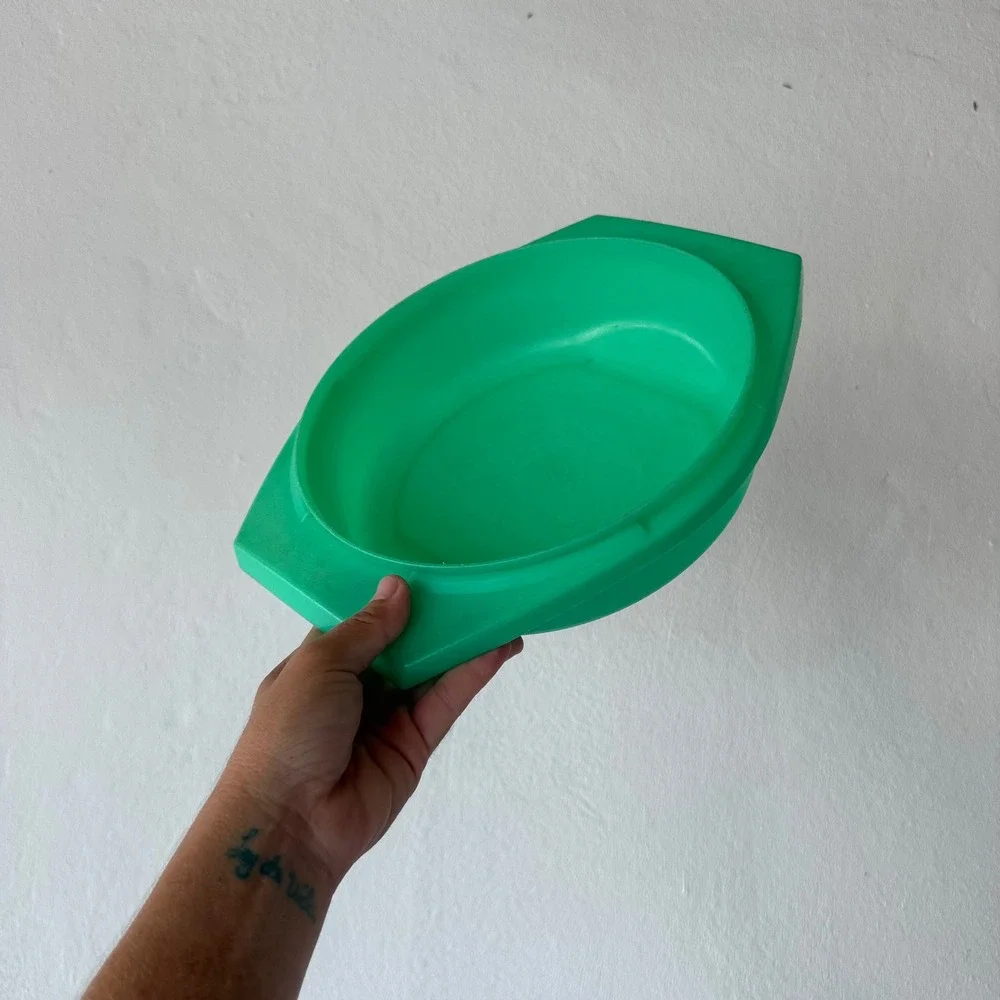 Vintage Tupperware Jadeite Green Serving Bowl Handles 786-7 Made in USA